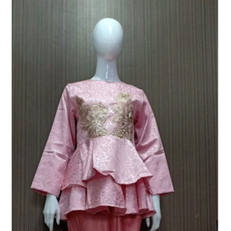 Rok duyung model kebaya, Jaguar bordir