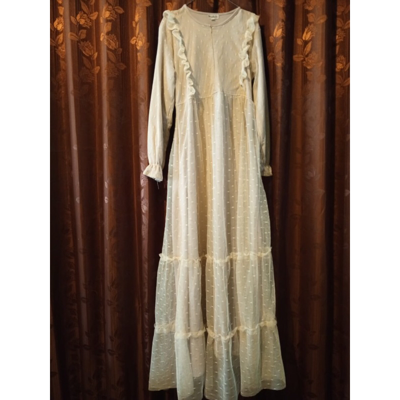 PRELOVED DRESS KONDANGAN by Akira Butik