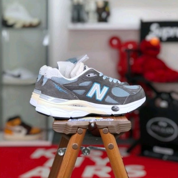 New Balance 990v3 x Kith &quot;Steel Blue&quot;