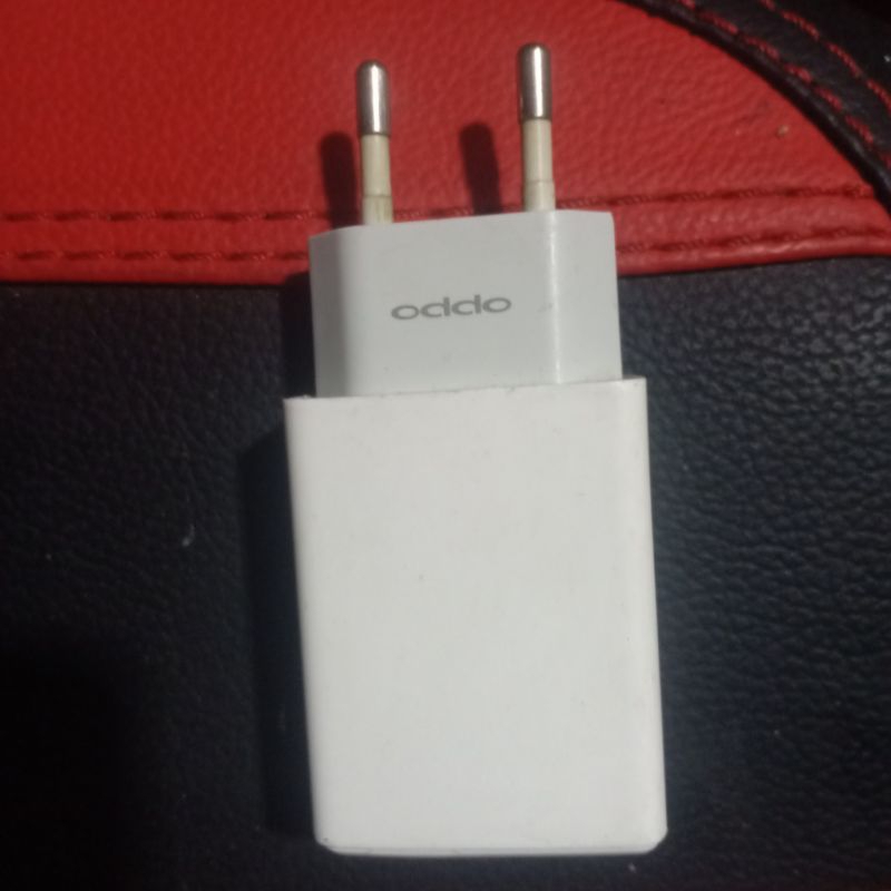 charger Oppo 2a bekas original