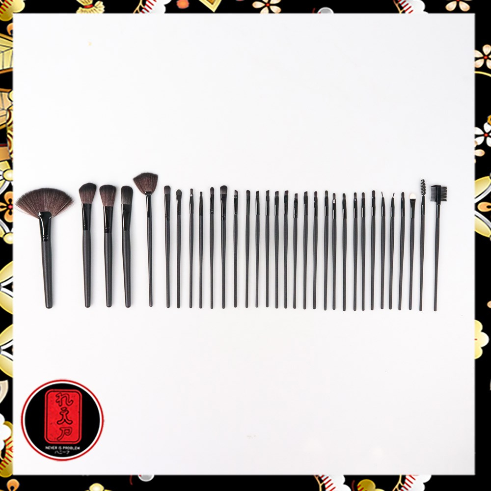 Biutte.co Brush Make Up 32 Set dengan Pouch - MAG5168 - Black