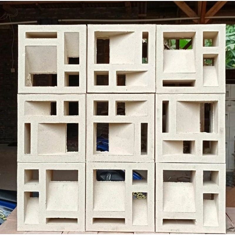 Roaster beton minimalis/ventilasi/pagar LB4 (Dua sisi)