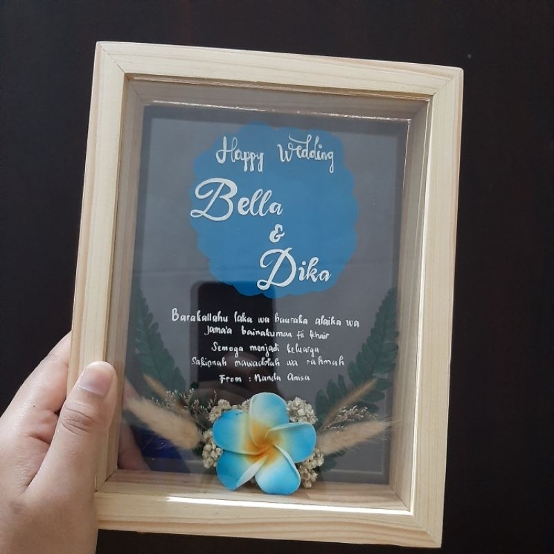 

Kado wedding/ hampers nikah ukiran 15x20cm