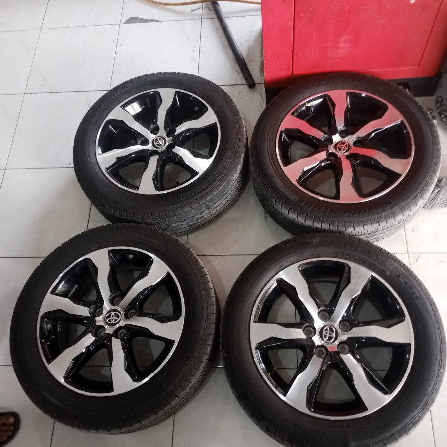 VELG MOBIL SECOND ORI STANDAR INOVA VENTURER RING 18 PCD 5X114,3 + BAN