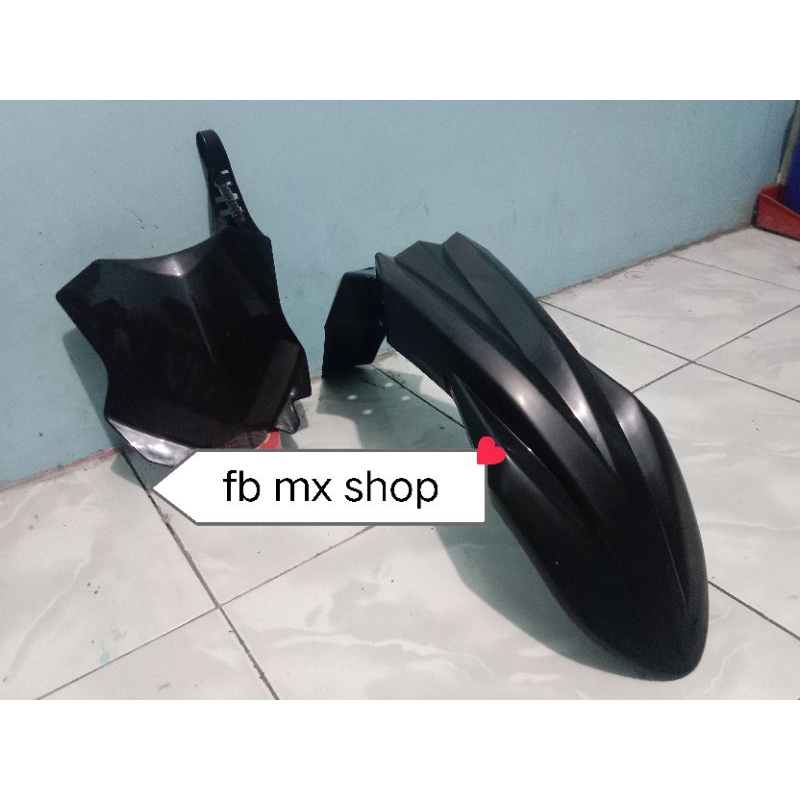 Spakbor depan kx 450 dan papan nomor kx 450 spakbor depan kx 450/250 papan nomor kx 450/250 spakbor 