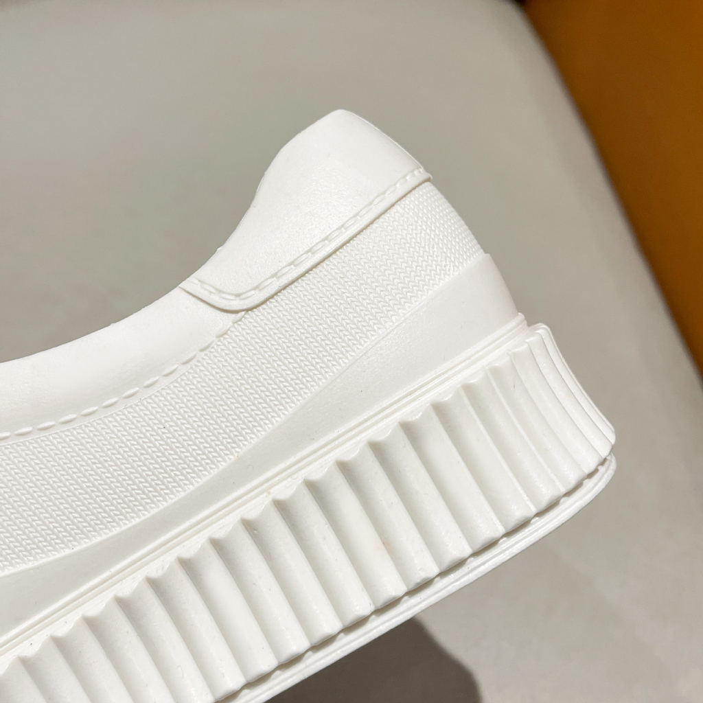 Sepatu Sneakers Wanita Tali Jelly Karet Sepatu Kuliah Import Korea Style Bahan Empuk Azgalery SPT-60