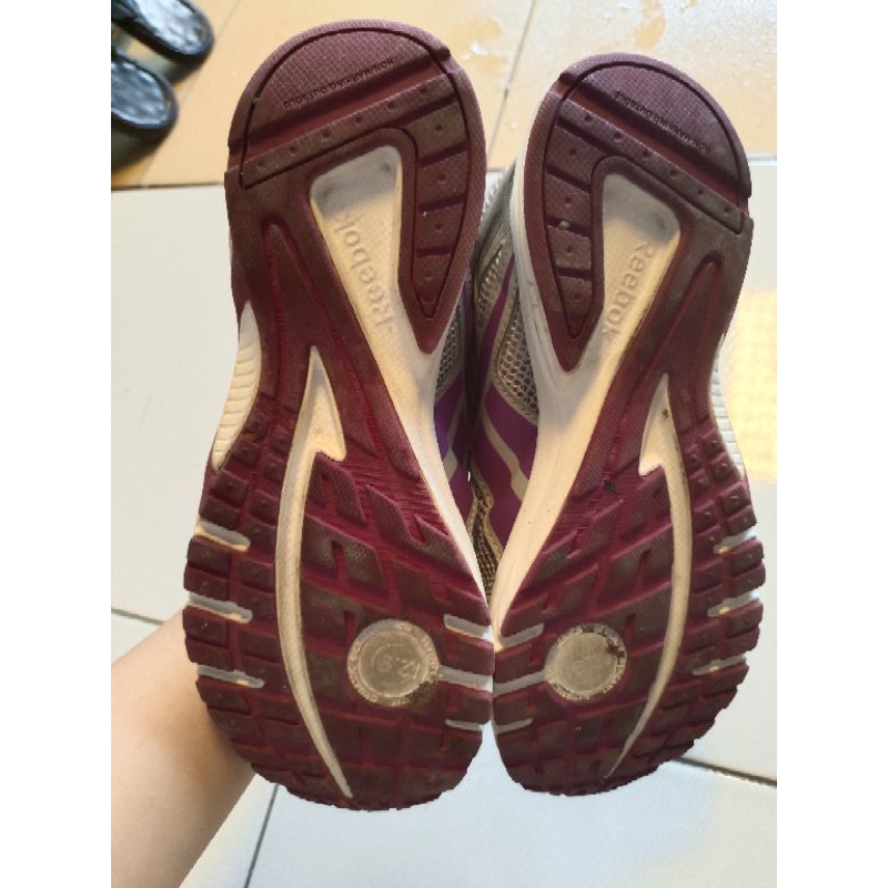 reebok (original)sepatu sport wanita