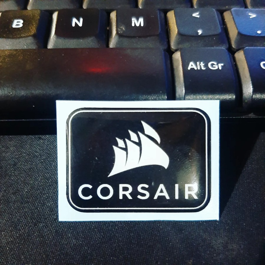 

Sticker Timbul Resin CORSAIR KOTAK Stiker Logo Lycal 3D Kecil Satuan