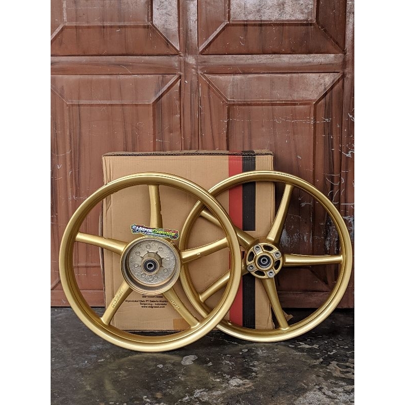 VELG V ROSSI SPRINT SANCA GOLD 160 185 17 YAMAHA PLEG VROSSI COPY REPLIKA RCB