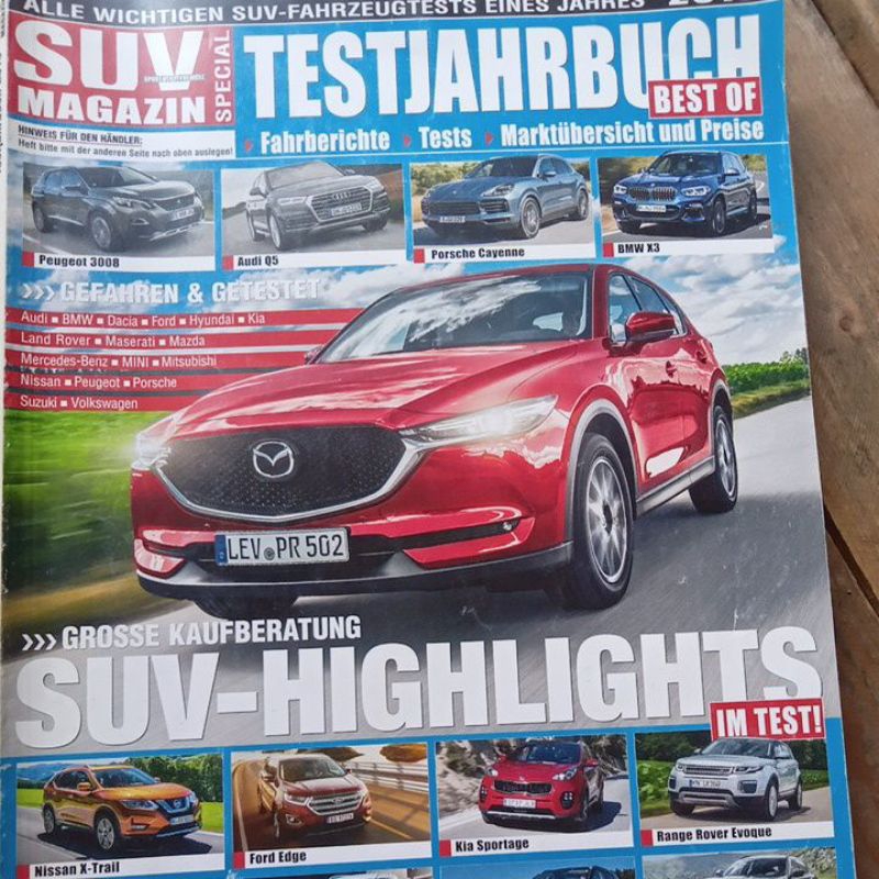Tabloid otomotif seri Eropa "TESTJAHRBUCH"