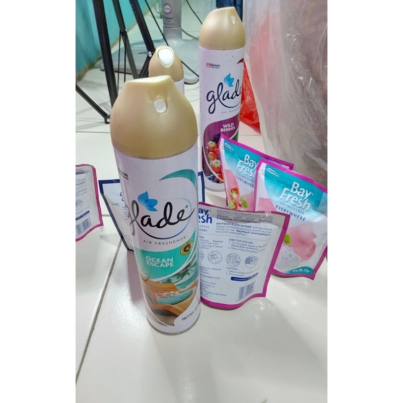 Pengharum Glade Aerosol