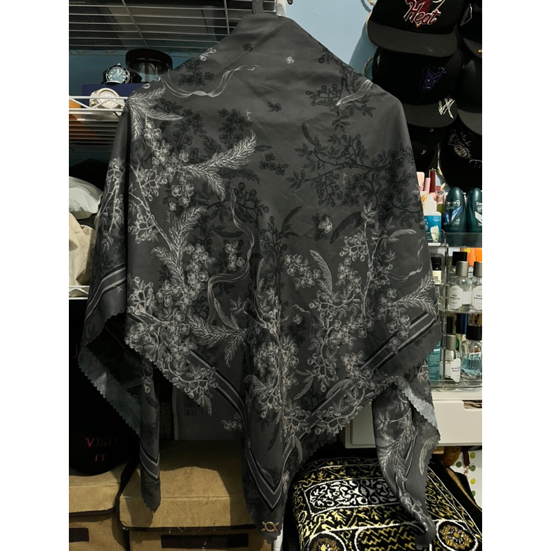 Ruby Scarf Wearing Klamby