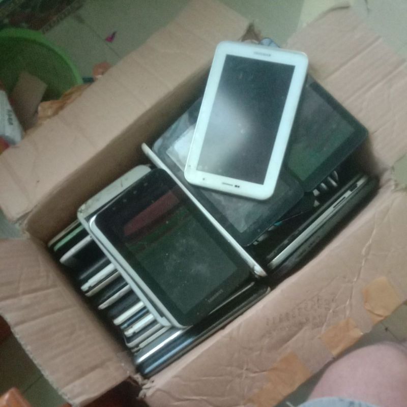 tablet samsung rusak