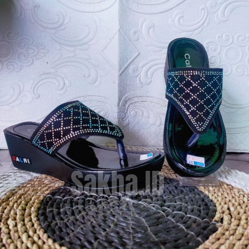 PROMO SALE SANDAL WEDGES CALBI WANITA TERBARU