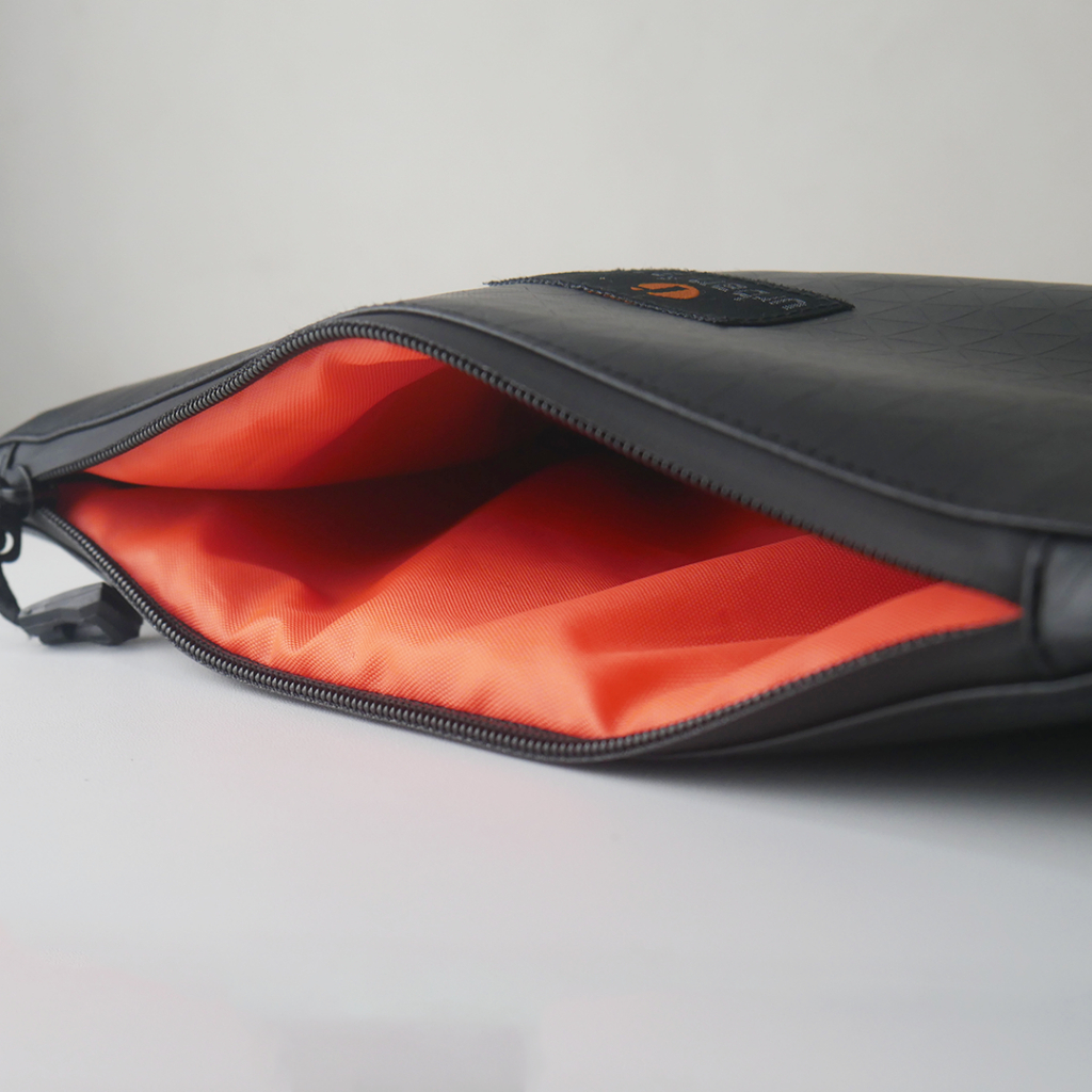Tas Tangan Hand Bag Pria Casual Stylish Trendi Pouchbag Model Terbaru Simple Original Urban Nno