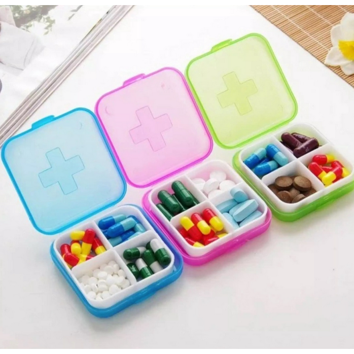 A478 KOTAK OBAT MINI 4 SEKAT medicine box portable 4 grid wadah tempat penyimpanan aksesoris perhiasan manik jewelry suplemen organizer rumah perlengkapan travel
