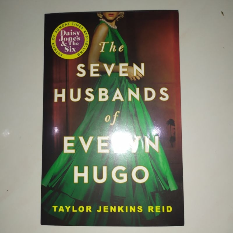 preloved evelyn hugo UK [BOOKED]