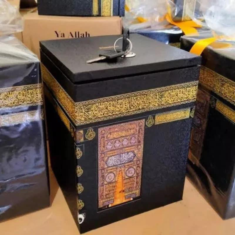 Celengan Ka'bah + KUNCI Celengan Miniatur Ka'bah FULL FOIL 3D Souvenir Haji Ka'bah
