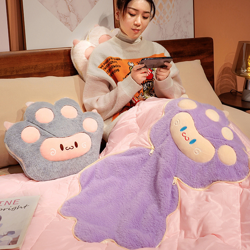 Bantal Selimut Boneka Cat Paw Bahan Cotton Bedcover