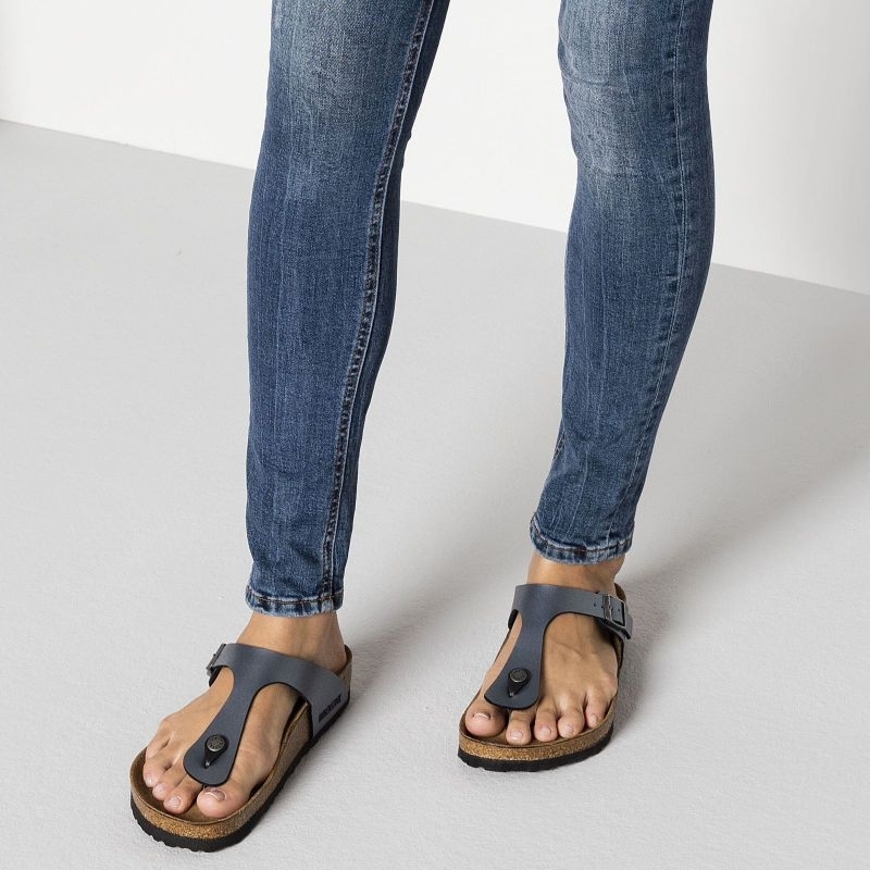 brikents** Jepit sandals