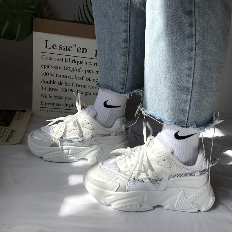 GROSIRTAS &quot;FREE BOX&quot; LV0240 Sepatu Sneakers Wanita Sport Shoes Sepatu Olahraga Wanita Korean Style