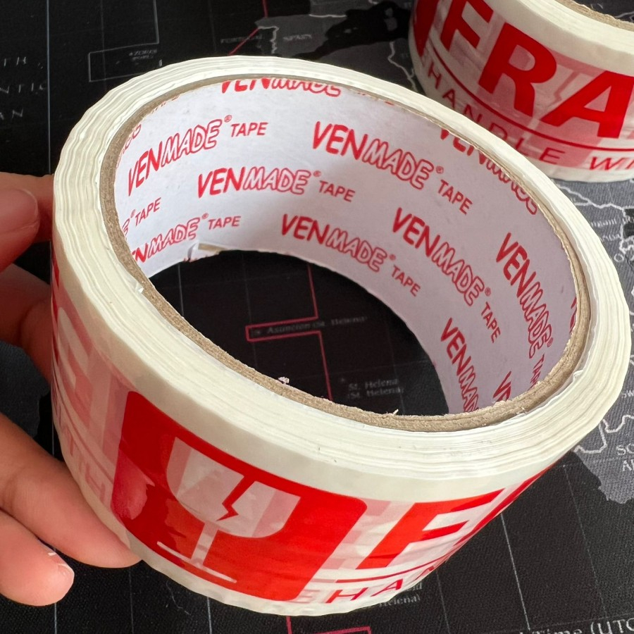 

LAKBAN FRAGILE PUTIH MURAH MERIAH TEBAL (48 MM x 50 Y) MERK Venmade