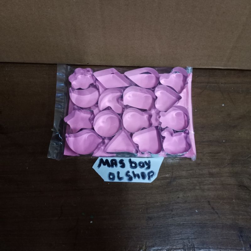 Cetakan kue kering / Cookies cutter isi 16 pcs