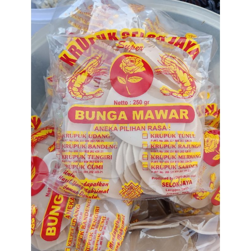 

krupuk udang bunga mawar / krupuk khas pati/ bunga mawar