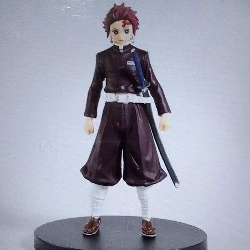 action figure tanjiro polisi