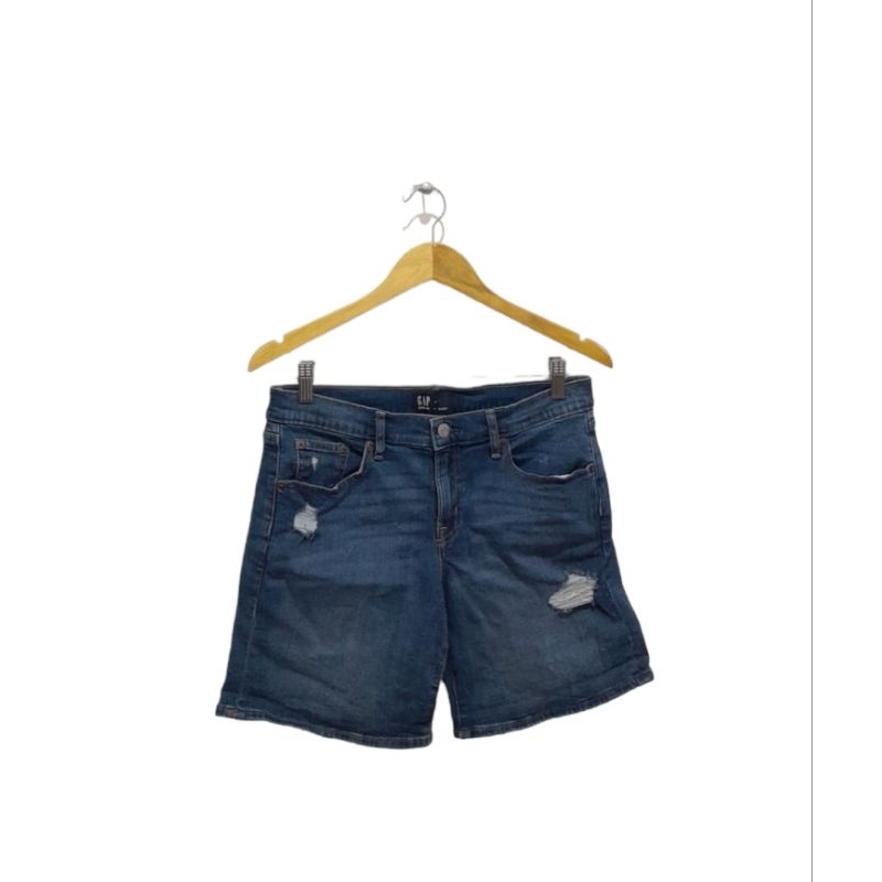 Gap Celana Pendek Pria 2