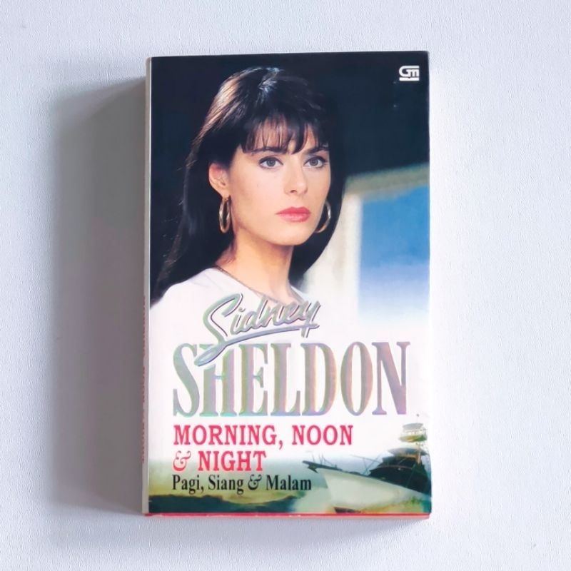 Novel Sidney Sheldon MORNING NOON AND NIGHT