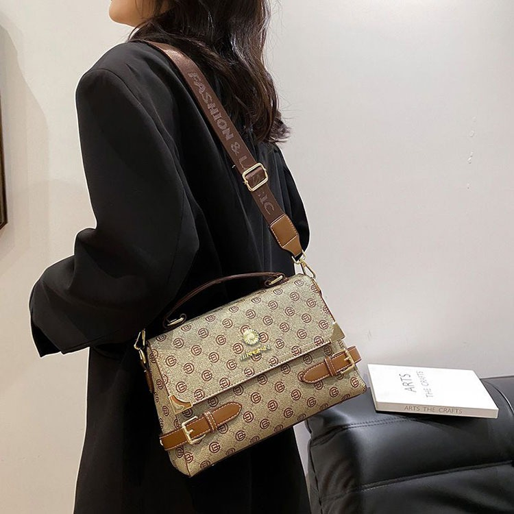 E4718 E4822 TAS SELEMPANG IMPORT WANITA TAS FASHION WANITA COD