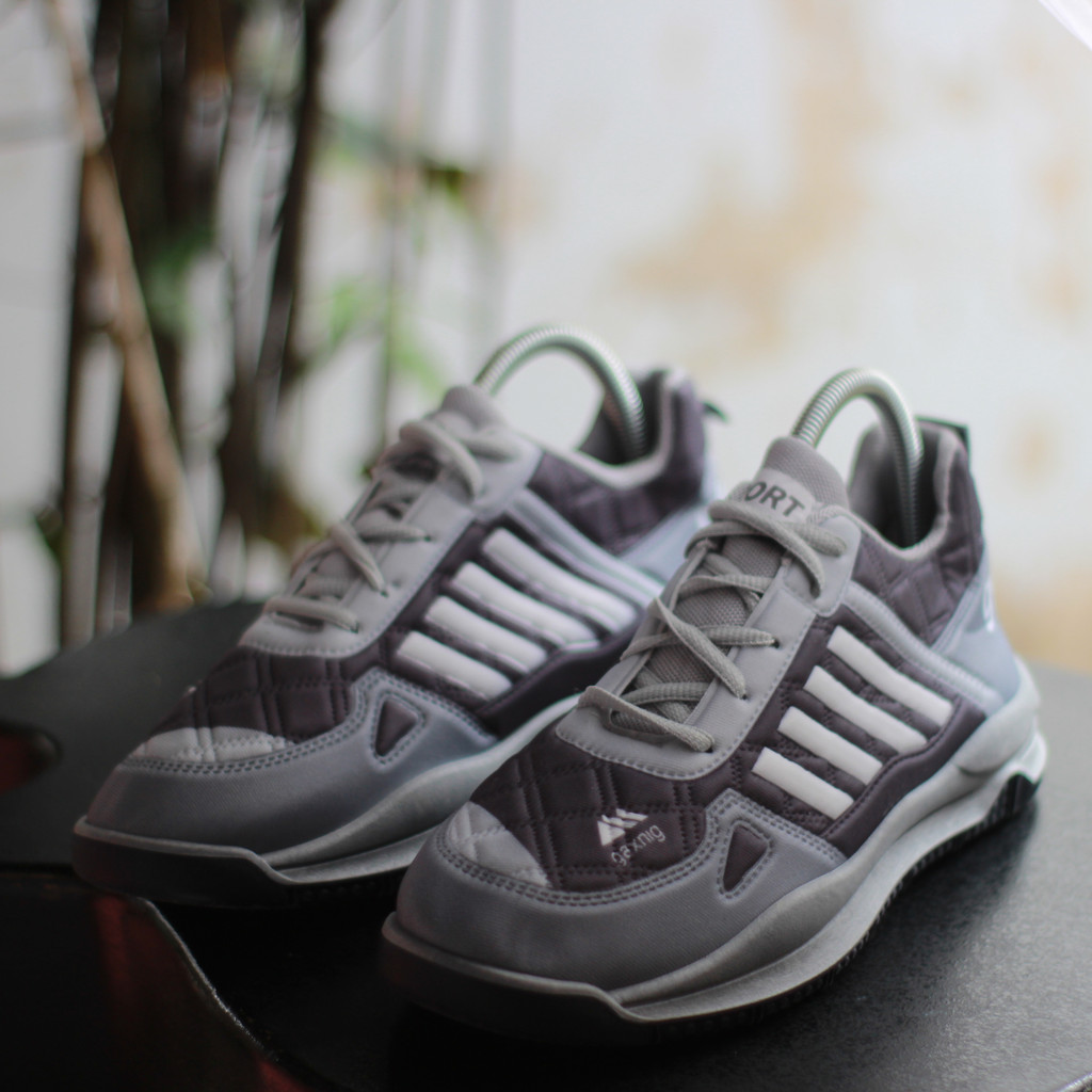 Leedoo Sepatu import Pria Sepatu Sport Pria Jogging Running Shoes Sepatu Kerja Fashion Casual Abu Abu