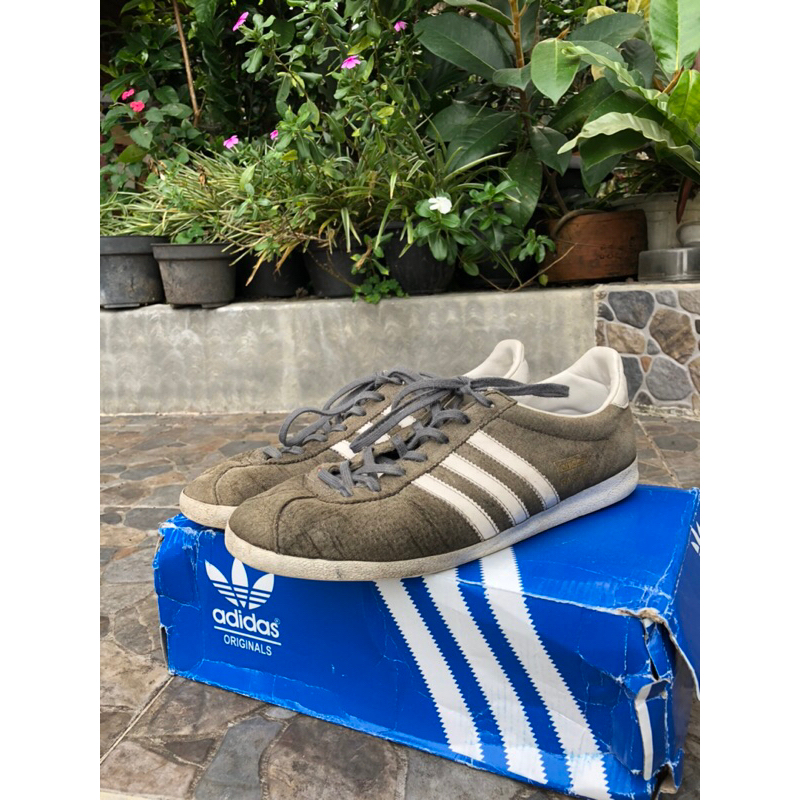 adidas gazelle og grey