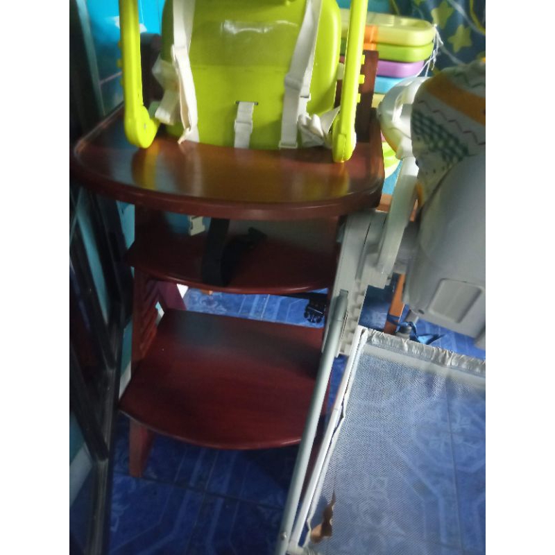 wooden baby chair preloved