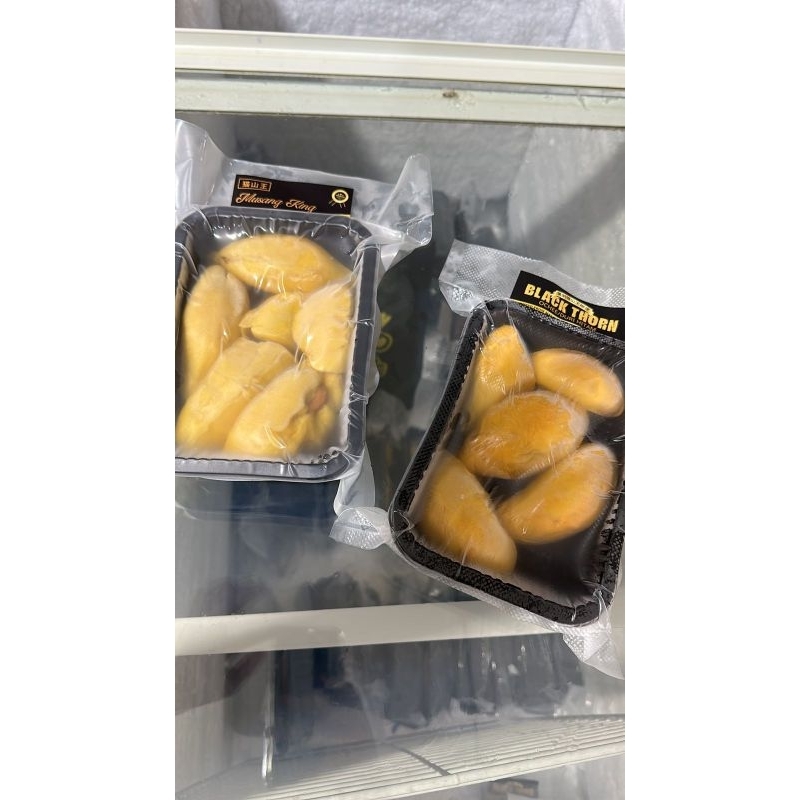 

Durian Kupas Blackthorn 400gr Malay