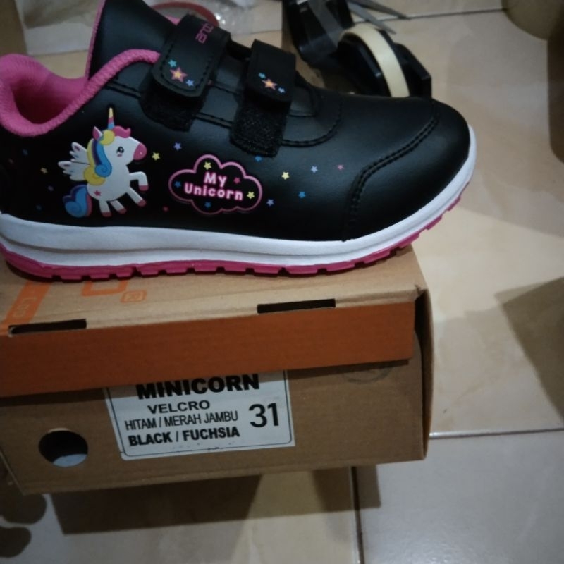 Sepatu sekolah anak perempuan cantik ando sneaker karakter minicorn Elina25-32  PAUD TK SD