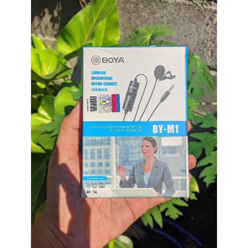 Mic BOYA Clip-On Omnidirectional Microphone for Smartphone &amp; DSLR - BY-MI