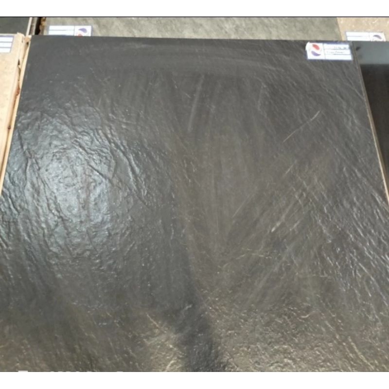 Granit 60x60 Hitam | Arna Amani Black Matt