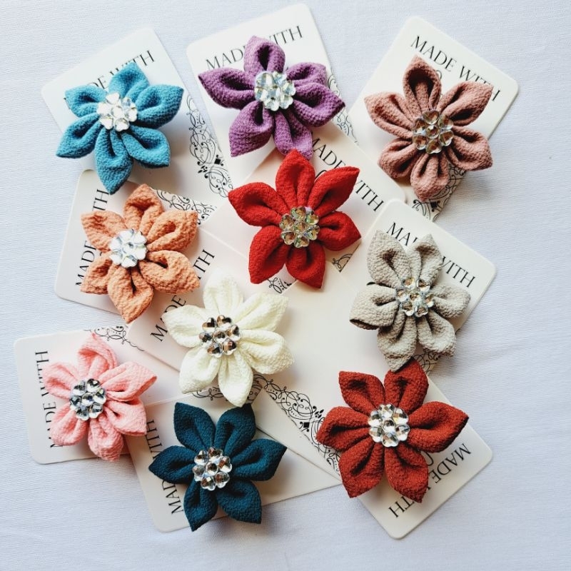 Bross Bunga Kain 5cm