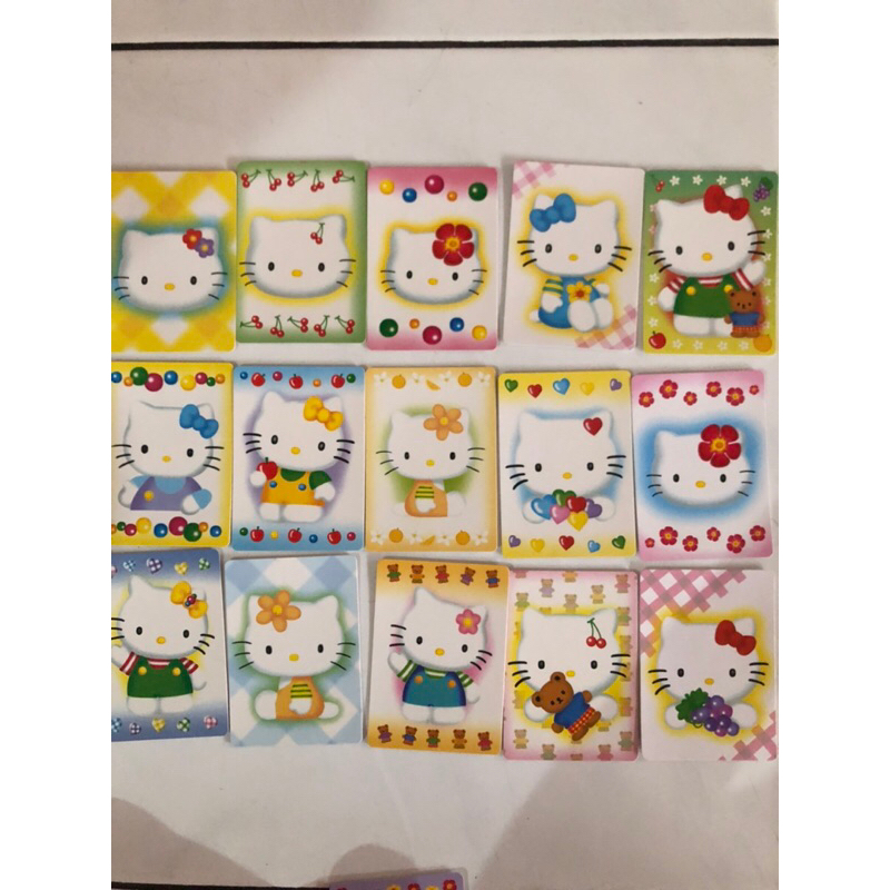 [PRELOVED/THRIFTED] kartu mainan bekas masa kecil anak anak gambar HELLOKITTY (random)