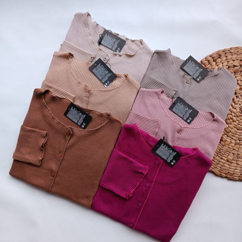 CARDIGAN CROP RAJUT WAFFLE UNIQLO/ CARDIGAN CROP WANITA
