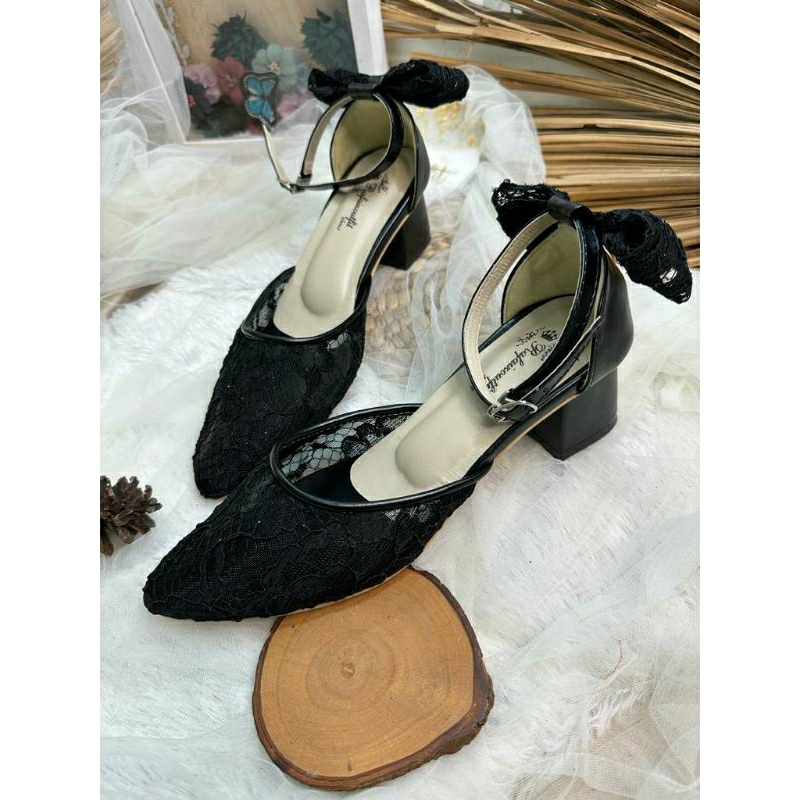 Sepatu wedding cantik Valia Hitam 5cm tahu