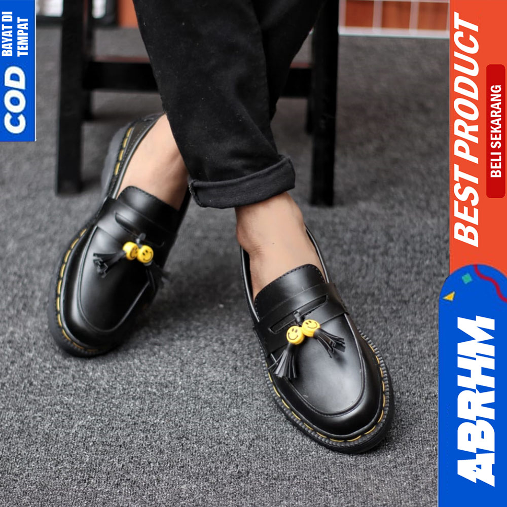 ABRHM Sepatu Docmart Loafers Pria Formal Pantofel Casual Kulit Kerja Hitam Smile