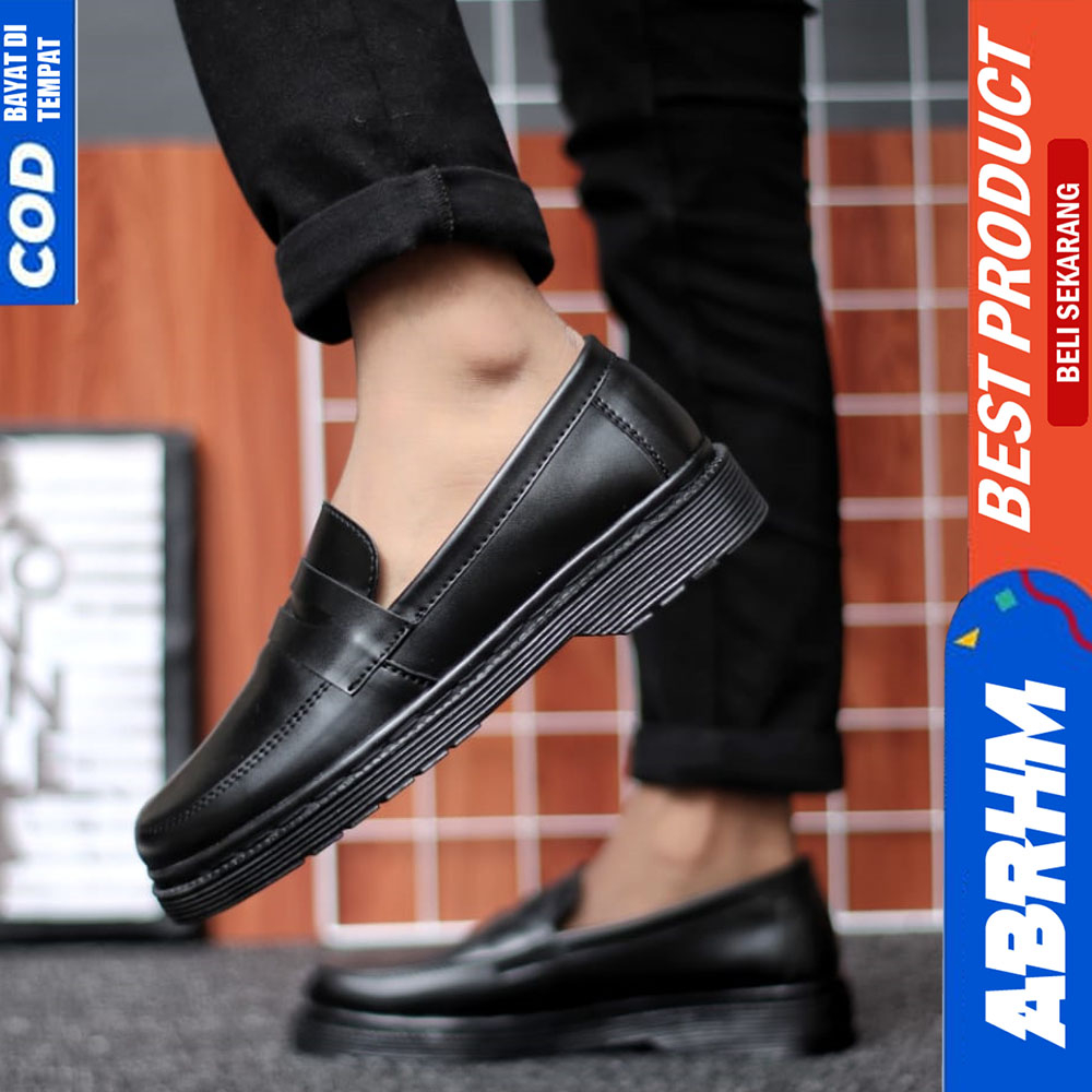 ABRHM Sepatu Docmart Loafers Pria Formal Pantofel Casual Kulit Kerja Hitam Smile