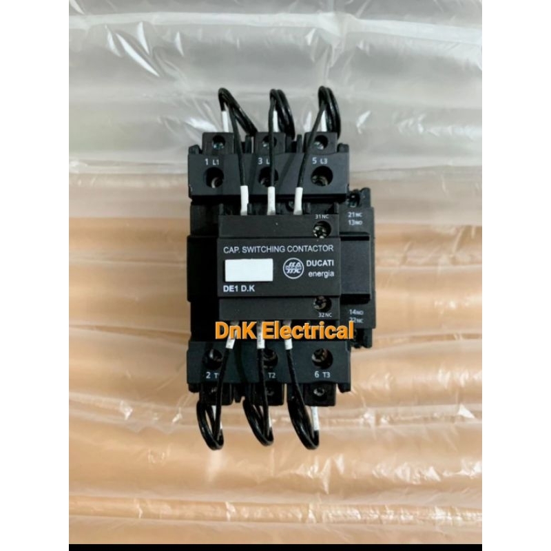 Contactor/Kontaktor 40kvar 400V-440V Merk DUCATI