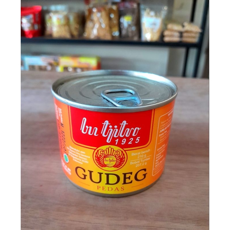 

Gudeg pedas Bu Tjitro