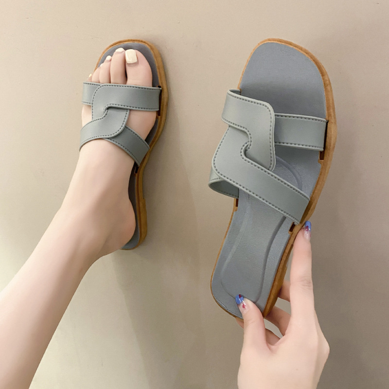 Sendal Jelly Slop Karet Wanita Sandal Flat Slip On Fashion Casual Sandal Perempuan Bagus