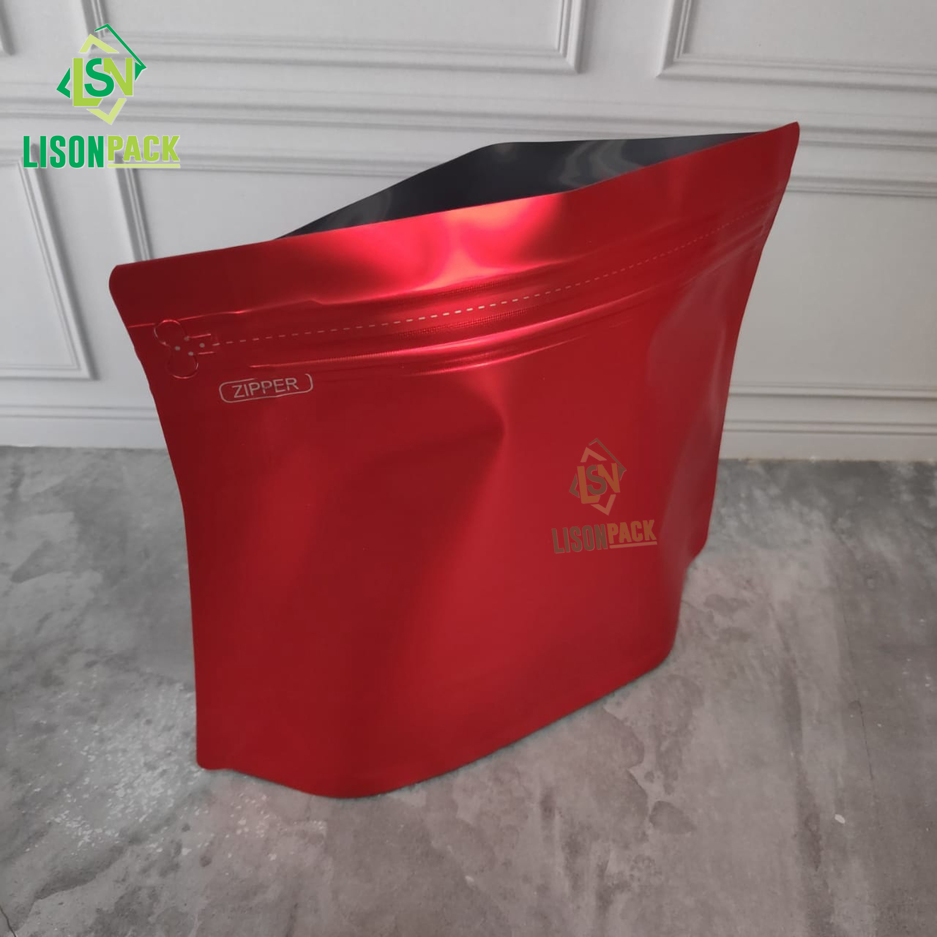 Kemasan Standing Pouch Trapesium 250gr Merah | Kemasan Zipper | Kemasan Coffee