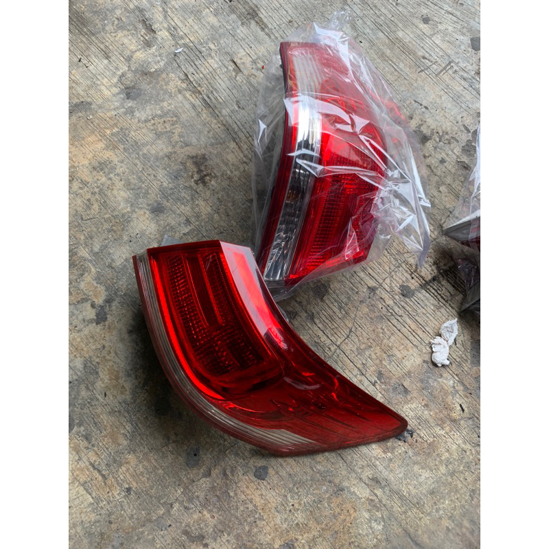 stoplamp toyota camry 2009 2011